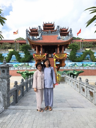 Tham quan danh lam thắng cảnh tại Quảng Ninh (phần 1)