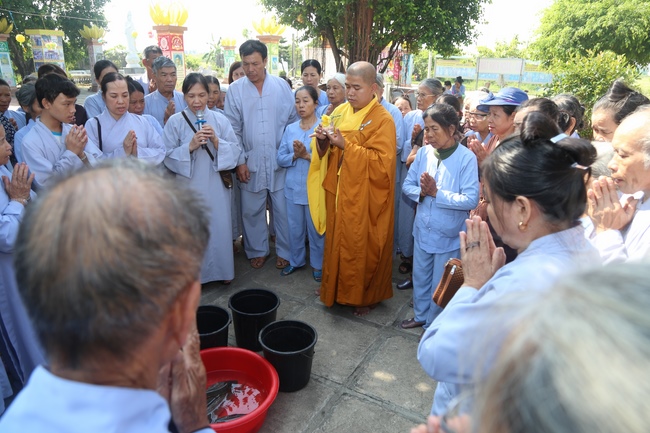 One - day Retreat of Dong Cao pagoda in Thanh Hoa