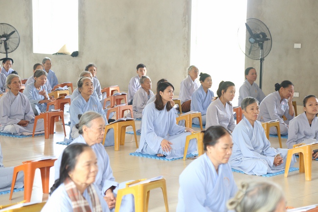 One - Day Retreat at Dong Cao Pagoda