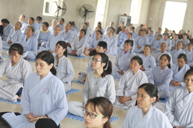 One - Day Retreat at Dong Cao Pagoda
