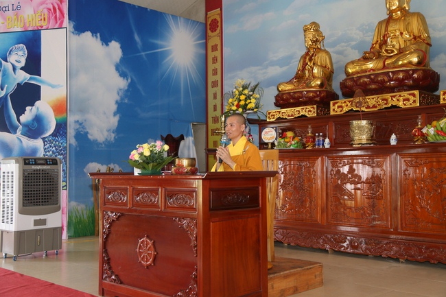 One - Day Retreat at Dong Cao Pagoda