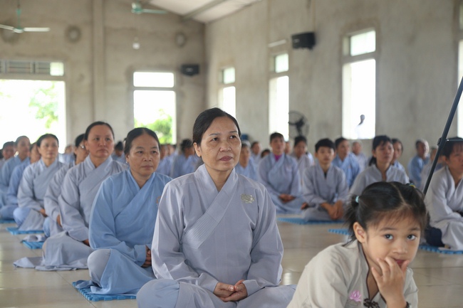 One - Day Retreat at Dong Cao Pagoda