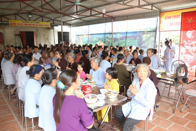 One - Day Retreat at Dong Cao Pagoda