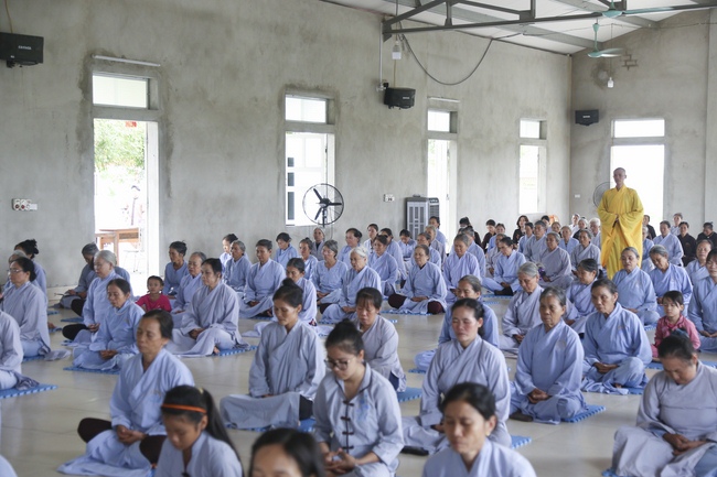 One - Day Retreat at Dong Cao Pagoda