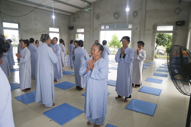 One - Day Retreat at Dong Cao Pagoda