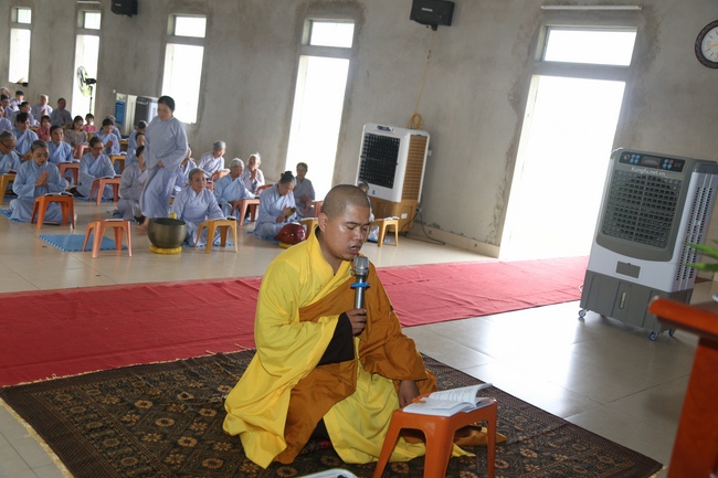 One - Day Retreat at Dong Cao Pagoda