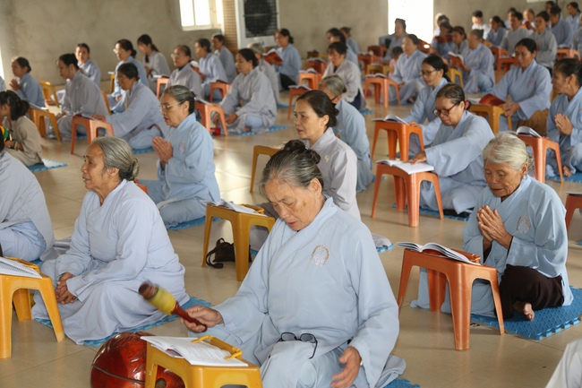 One - Day Retreat at Dong Cao Pagoda