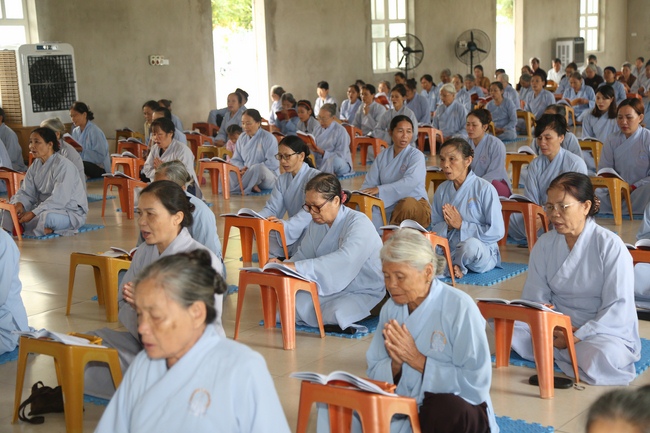 One - Day Retreat at Dong Cao Pagoda