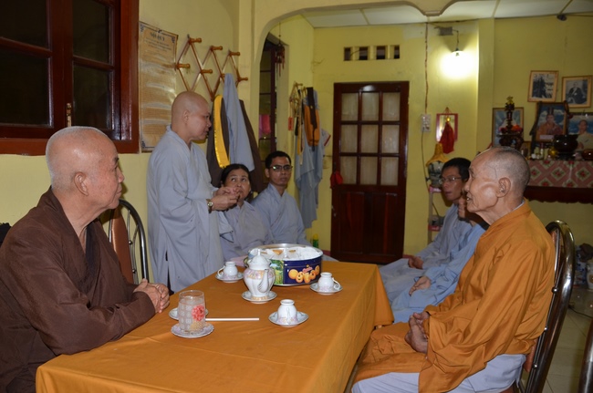 Supporting to cancer treatment for a Nun at  Phuoc Buu Pagoda