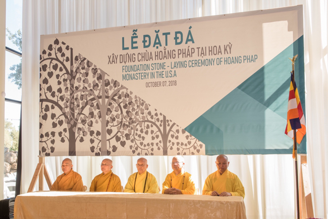 Lễ đặt đá xây dựng chùa Hoằng Pháp tại Hoa Kỳ