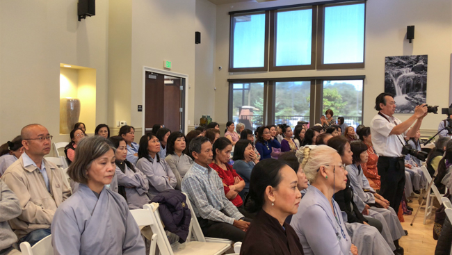 Lễ đặt đá xây dựng chùa Hoằng Pháp tại Hoa Kỳ