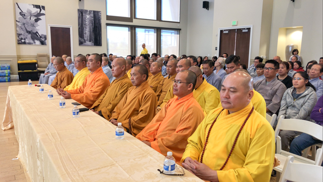 Lễ đặt đá xây dựng chùa Hoằng Pháp tại Hoa Kỳ