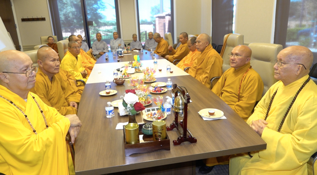 Lễ đặt đá xây dựng chùa Hoằng Pháp tại Hoa Kỳ