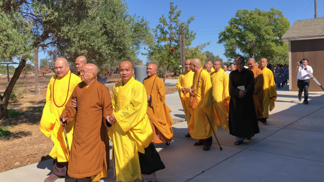 Lễ đặt đá xây dựng chùa Hoằng Pháp tại Hoa Kỳ