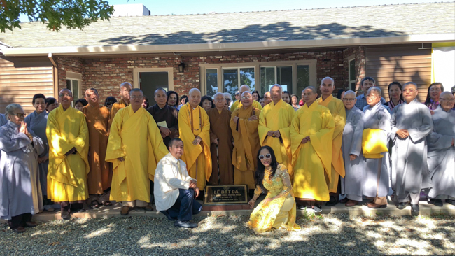 Lễ đặt đá xây dựng chùa Hoằng Pháp tại Hoa Kỳ