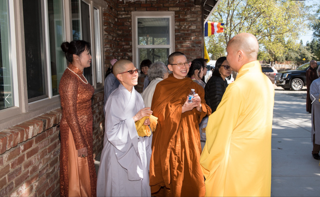 Lễ đặt đá xây dựng chùa Hoằng Pháp tại Hoa Kỳ