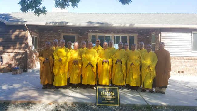 Lễ đặt đá xây dựng chùa Hoằng Pháp tại Hoa Kỳ