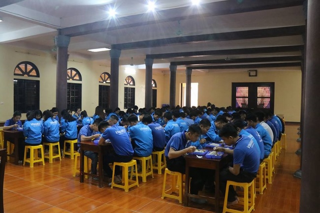 Forty-four Buddhists Joined in Prarajyà at Ten-day Course at Hoa Phuc Pagoda.