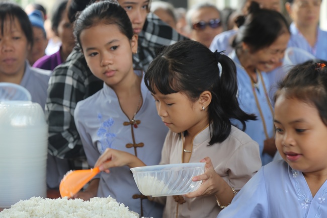 Re-learning majesty of the Buddha's disciple