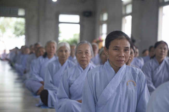 Re-learning majesty of the Buddha's disciple