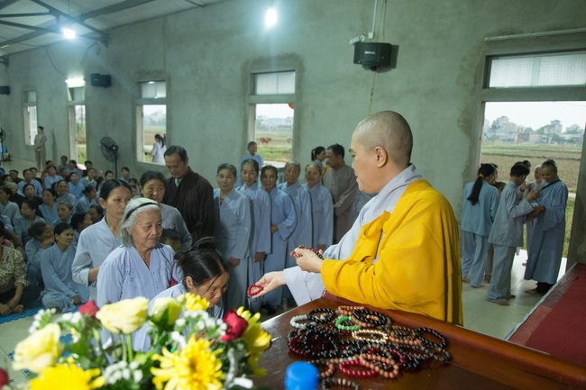 Re-learning majesty of the Buddha's disciple