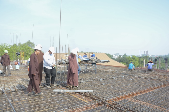 Concrete Pouring the 4th  Floor of the Multifunctional Building
