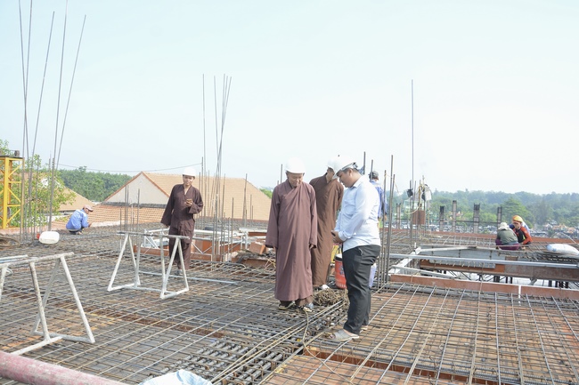 Concrete Pouring the 4th  Floor of the Multifunctional Building