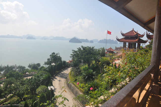 Tham quan danh lam thắng cảnh tại Quảng Ninh (phần 2)