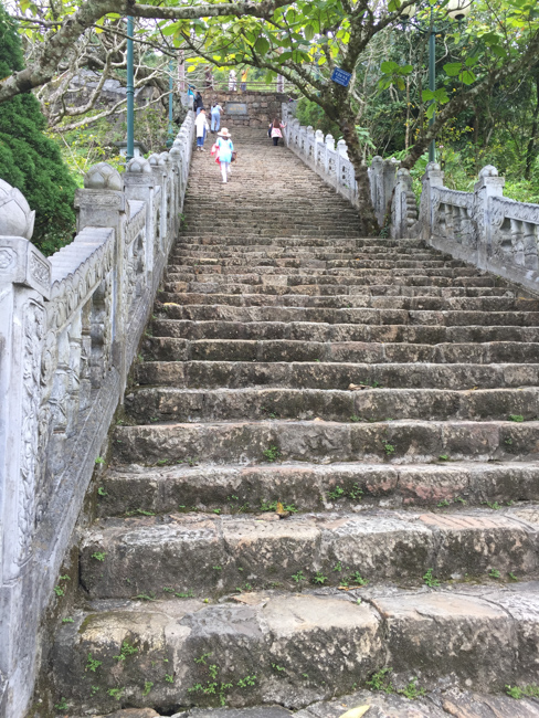 Tham quan danh lam thắng cảnh tại Quảng Ninh (phần 2)