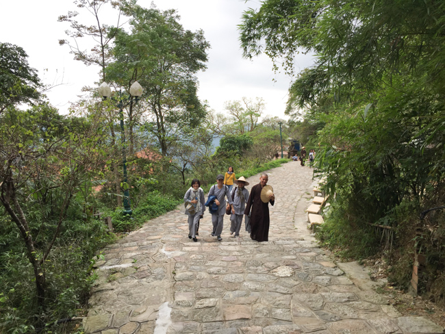 Tham quan danh lam thắng cảnh tại Quảng Ninh (phần 2)