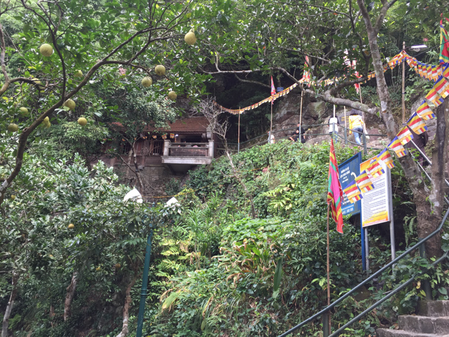 Tham quan danh lam thắng cảnh tại Quảng Ninh (phần 2)