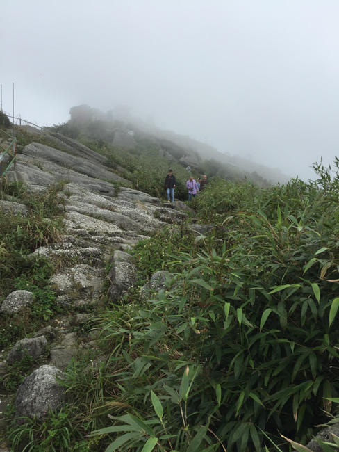 Tham quan danh lam thắng cảnh tại Quảng Ninh (phần 2)