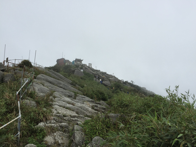 Tham quan danh lam thắng cảnh tại Quảng Ninh (phần 2)