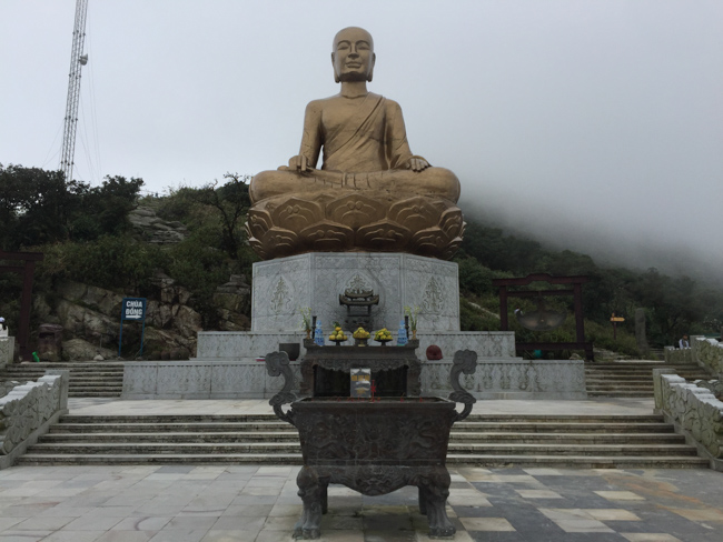 Tham quan danh lam thắng cảnh tại Quảng Ninh (phần 2)