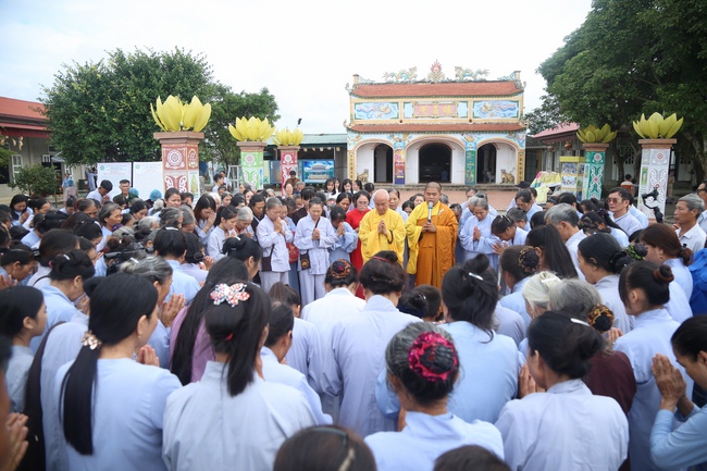 The Death Anniversary of Most Venerable Ngo Chan Tu at Dong Cao pagoda - Thanh Hoa province