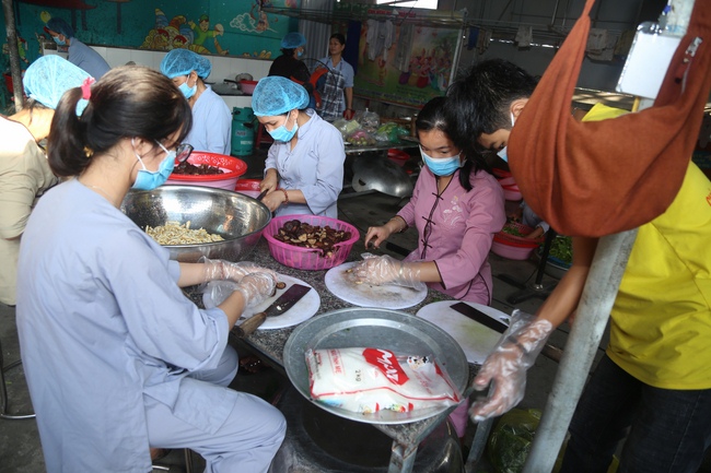 The Death Anniversary of Most Venerable Ngo Chan Tu at Dong Cao pagoda - Thanh Hoa province