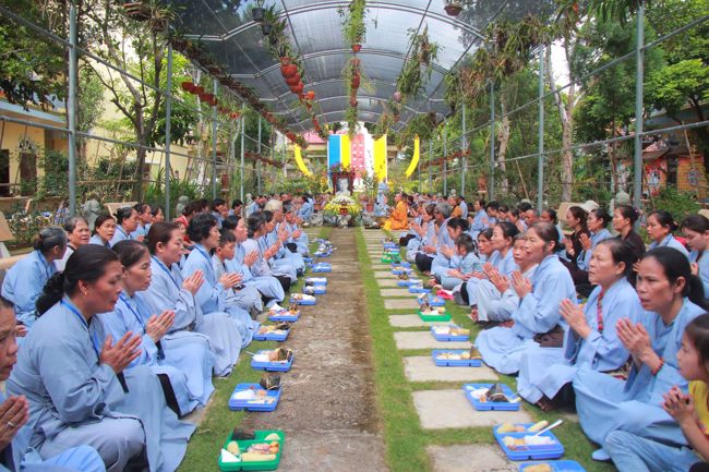Hoa Phuc Pagoda – Ha Noi: The 30th death ceremony of  Most Venerable Ngo Chan Tu.