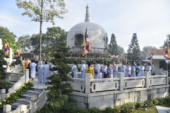 Grand Master’ Anniversary of Death – Hoang Phap’s Founder