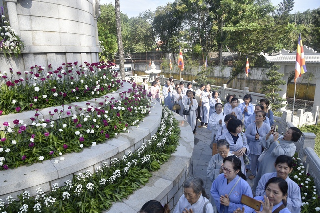 Grand Master’ Anniversary of Death – Hoang Phap’s Founder