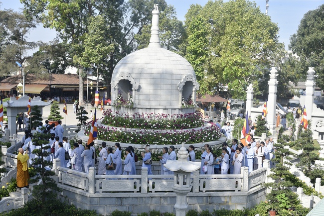 Grand Master’ Anniversary of Death – Hoang Phap’s Founder