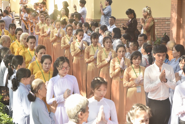 Grand Master’ Anniversary of Death – Hoang Phap’s Founder