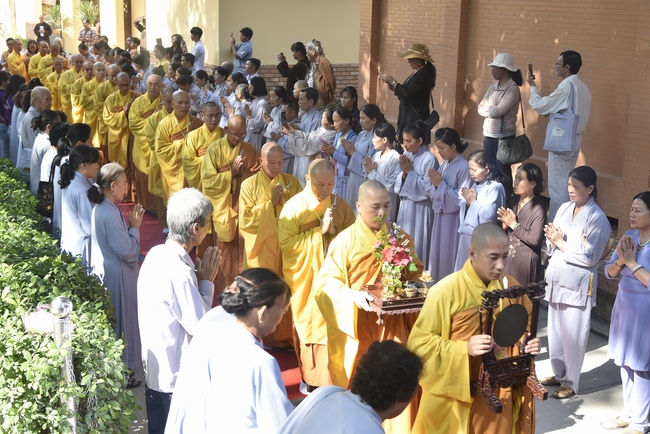 Grand Master’ Anniversary of Death – Hoang Phap’s Founder