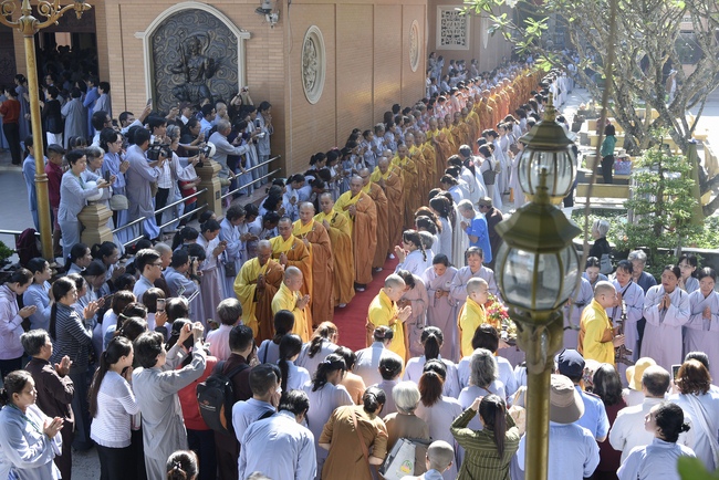 Grand Master’ Anniversary of Death – Hoang Phap’s Founder