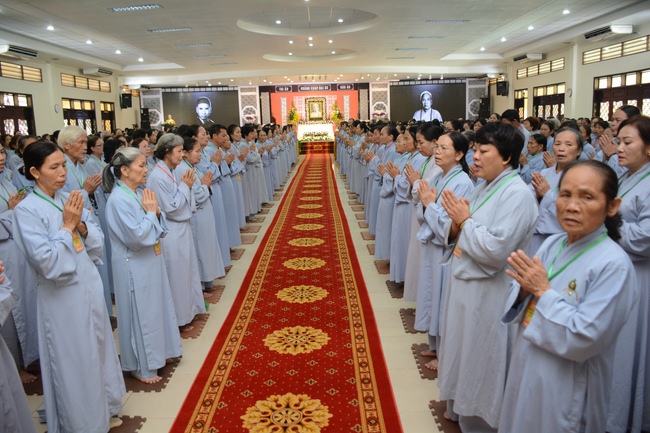 Grand Master’ Anniversary of Death – Hoang Phap’s Founder