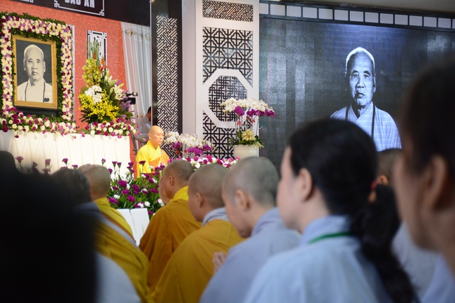 Grand Master’ Anniversary of Death – Hoang Phap’s Founder