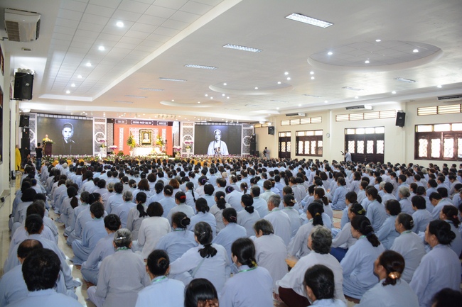 Grand Master’ Anniversary of Death – Hoang Phap’s Founder