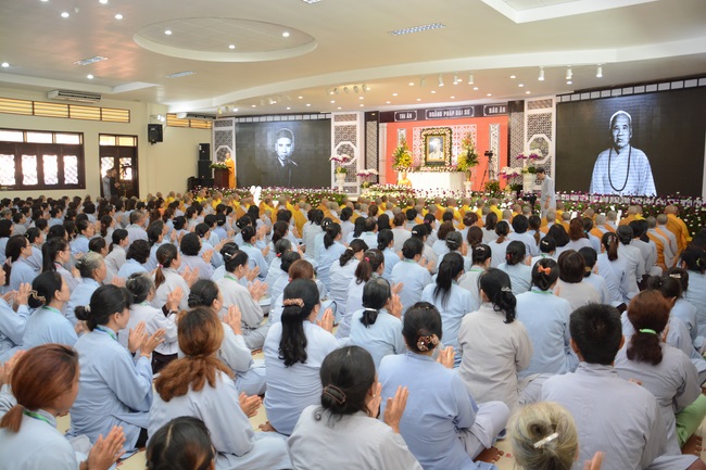 Grand Master’ Anniversary of Death – Hoang Phap’s Founder