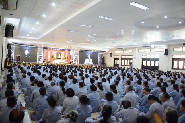 Grand Master’ Anniversary of Death – Hoang Phap’s Founder