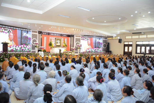 Grand Master’ Anniversary of Death – Hoang Phap’s Founder