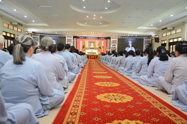 Grand Master’ Anniversary of Death – Hoang Phap’s Founder